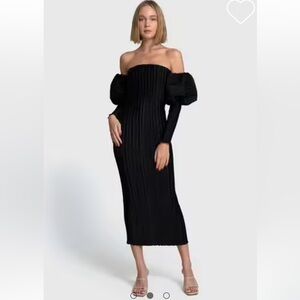 L’IDEE Sirene Off-Shoulder Puff Sleeve Midi Dress with Tags